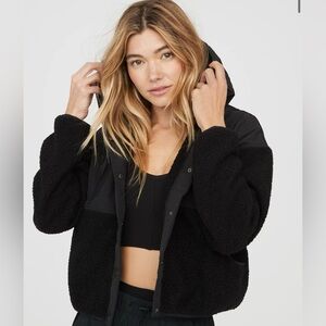NWT OFFLINE By Aerie Fluff Love Sherpa Jacket, size large